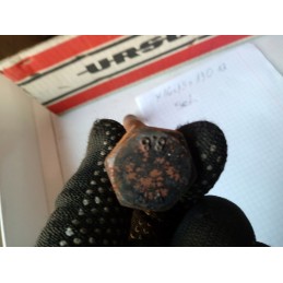 Varžtas m16x1 5x190 8 8 ursus 385