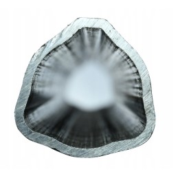 Vidinis trikampis vamzdis 63x4mm, ilgis 81 4 cm