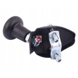 Raudona vairo rankenėlė, sumontuota ant Ursus rėmo