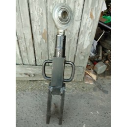 Galinio rato kilnojama veržlė 385 m22x1 5 prl