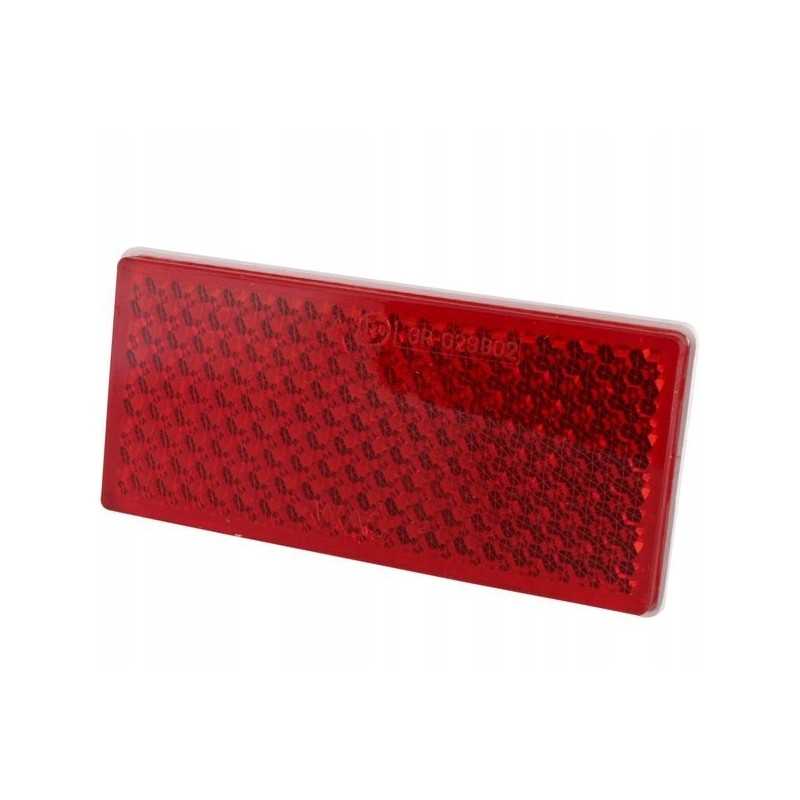 Raudonai klijuotas stačiakampis atšvaitas