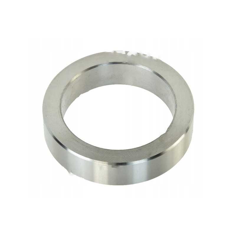 Galinės ašies makšties žiedas mf 3 180596m1 vienas nuo kito