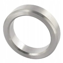 Galinės ašies makšties žiedas mf 3 180596m1 vienas nuo kito