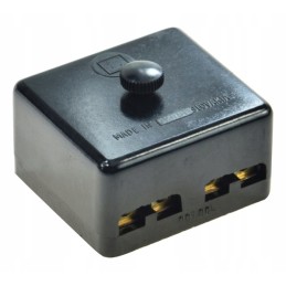 Saugiklių dėžutė 4 kr 977302 atst