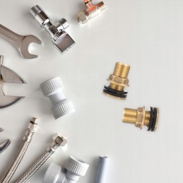 Pertvaros jungtis, plastikinis vandens bakas