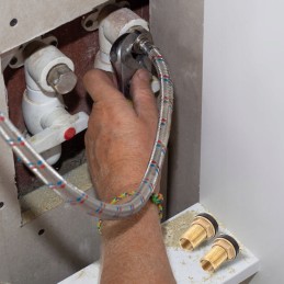 Žarnos suspaudimo adapteris vandens čiaupui, 2 vnt