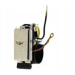 Generatoriaus šepetėlio laikiklis mf 3 3414600 magnetui