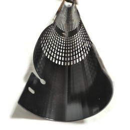 John Deere L158903 išmetimo vamzdžio dangtis