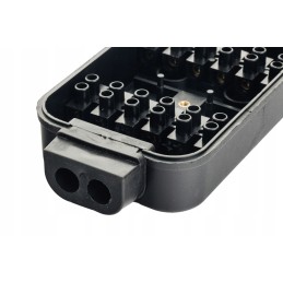 Universali elektros dėžutė su 12 jungčių