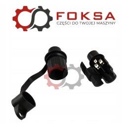 3 kontaktų plastikinis elektros kištukas