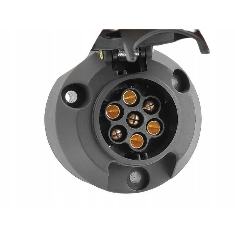 7 kontaktų priekabos maitinimo lizdas