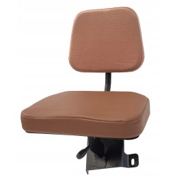 Kubota M108 serijos keleivio sėdynė