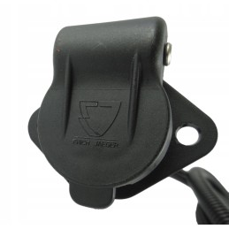 Instaliacinis maitinimo kabelis su kištukiniu lizdu traktoriui