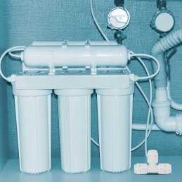 Vamzdžių greitosios jungtys su vandens uždarymo vožtuvu