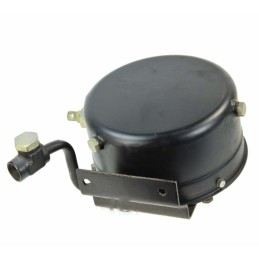 Alyvos bakas 3 prie siurblio vairavimo sistemoje